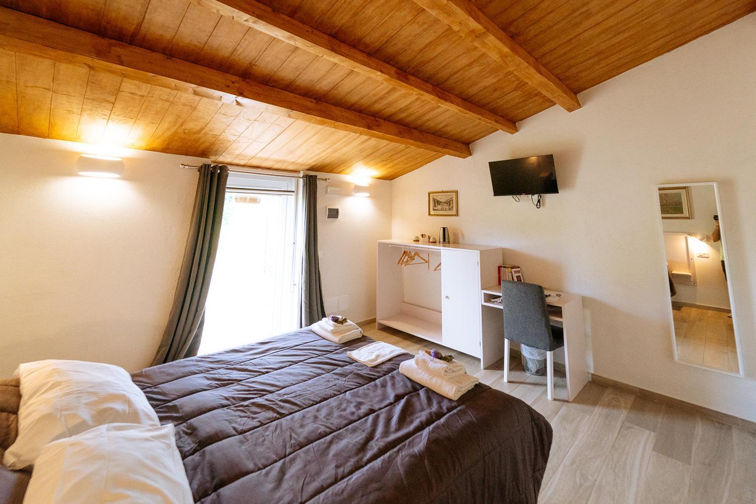 Agriturismo Bio Podere 109 - Wine&Food Алберезе Екстериор снимка