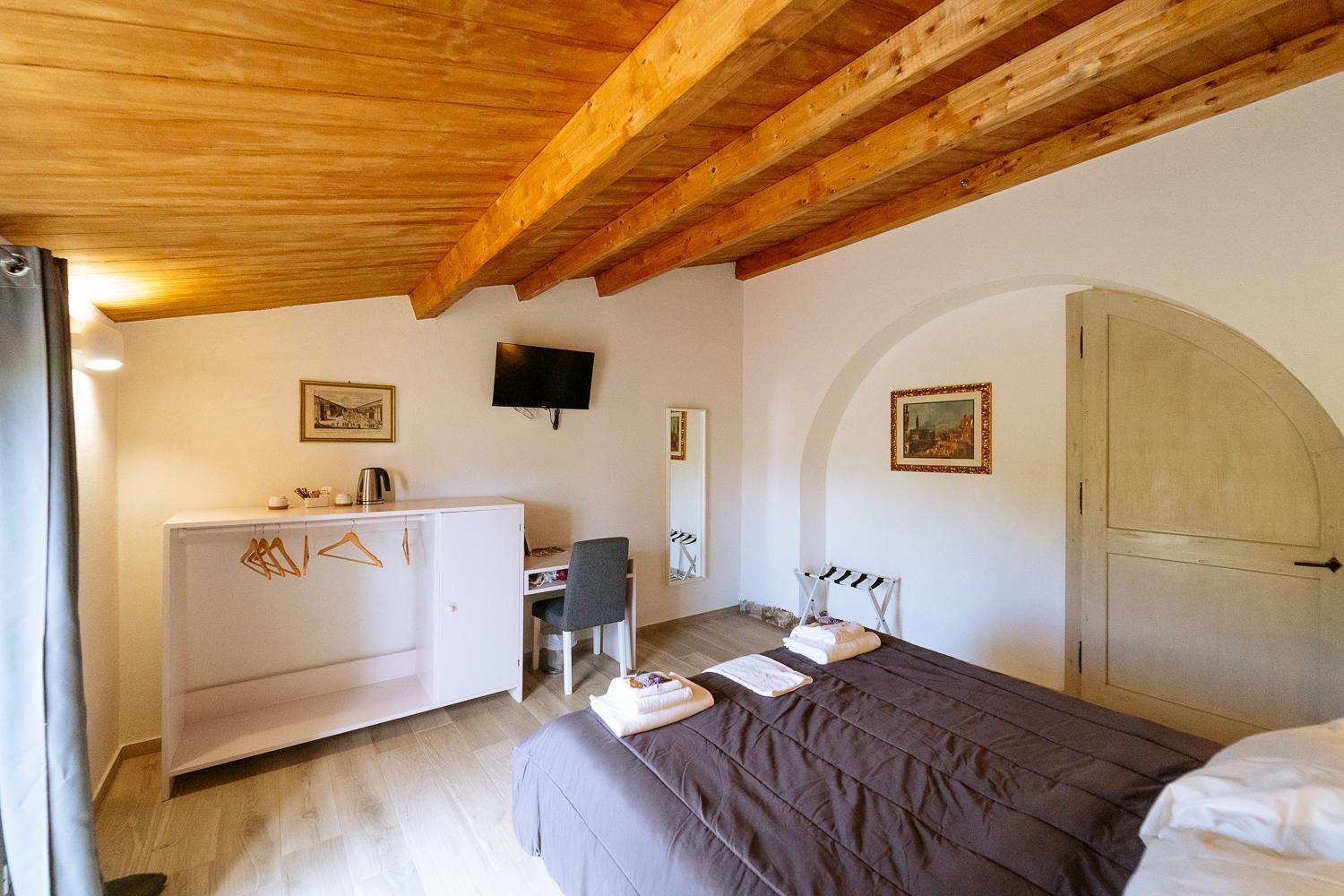 Agriturismo Bio Podere 109 - Wine&Food Алберезе Екстериор снимка