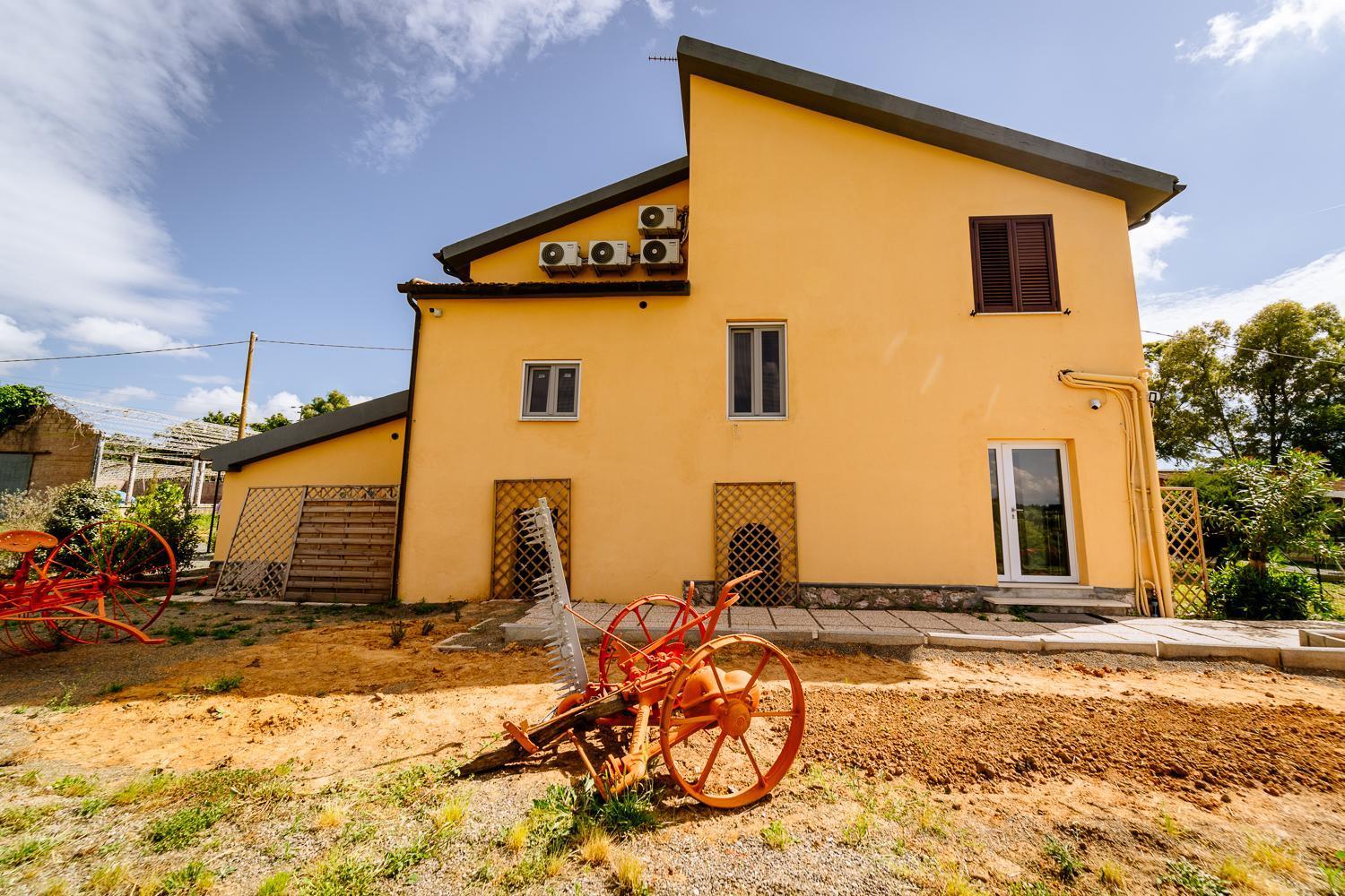 Agriturismo Bio Podere 109 - Wine&Food Алберезе Екстериор снимка