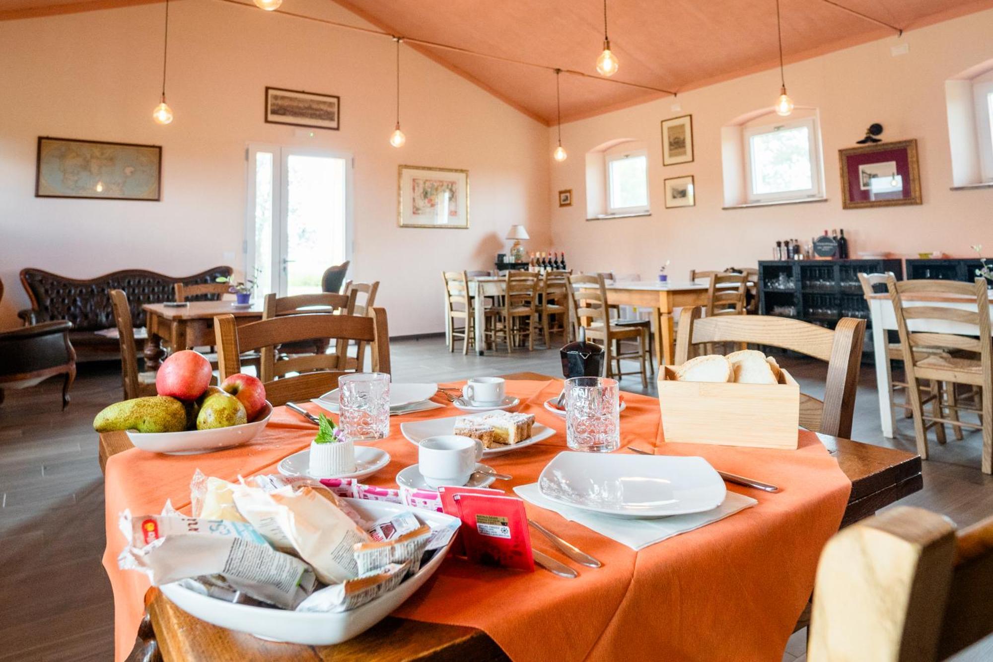 Agriturismo Bio Podere 109 - Wine&Food Алберезе Екстериор снимка