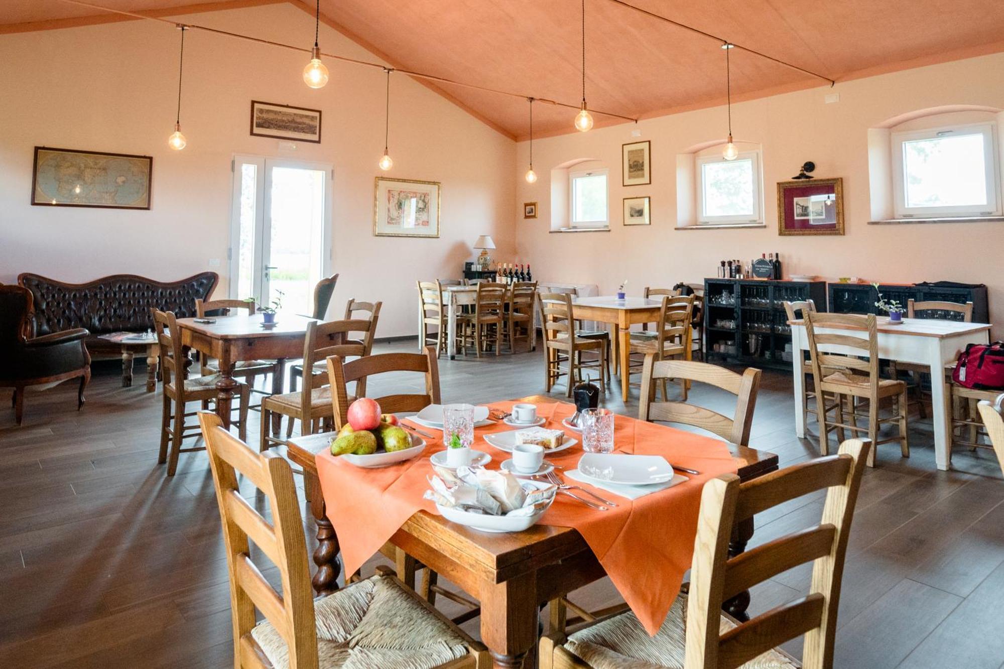 Agriturismo Bio Podere 109 - Wine&Food Алберезе Екстериор снимка