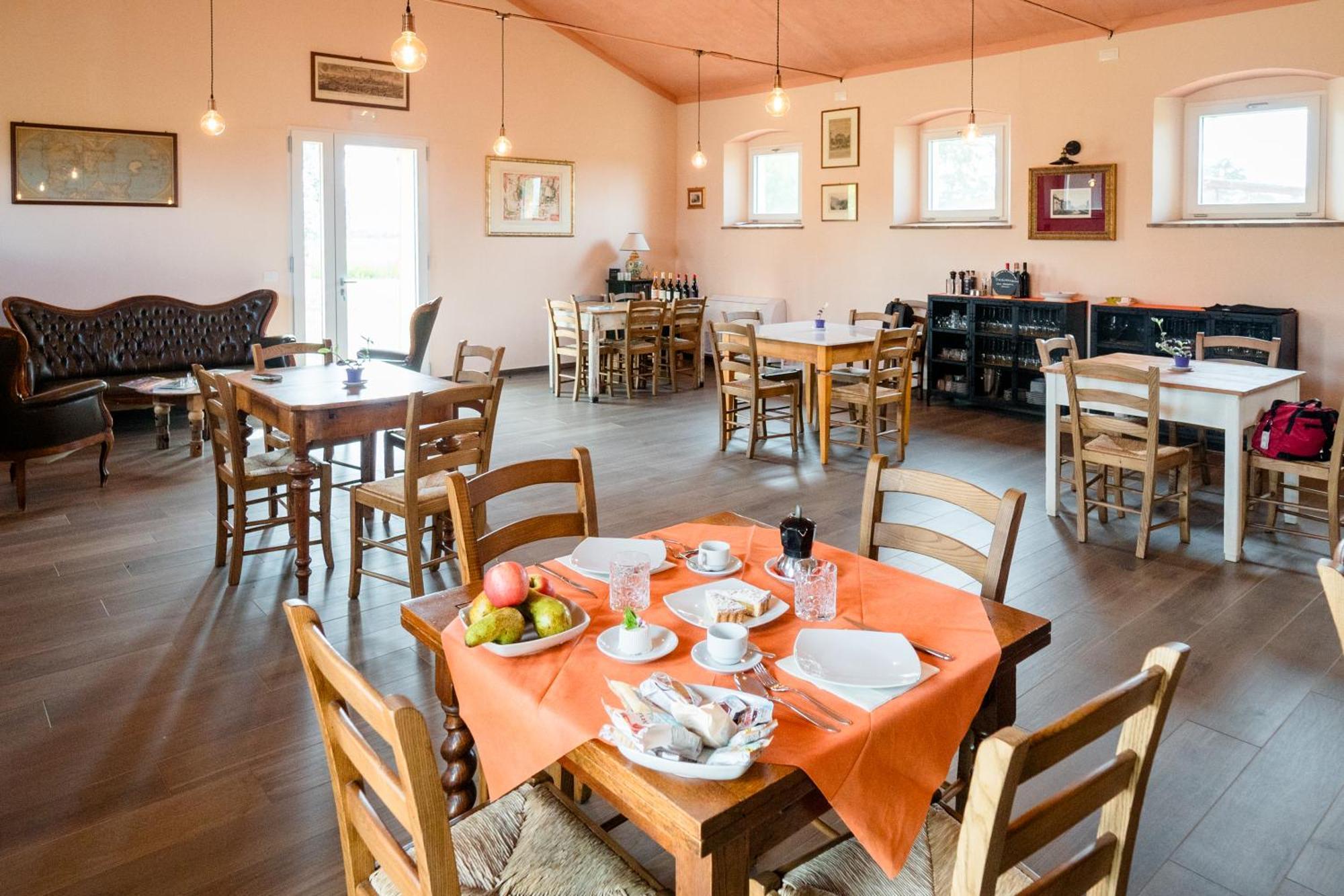 Agriturismo Bio Podere 109 - Wine&Food Алберезе Екстериор снимка